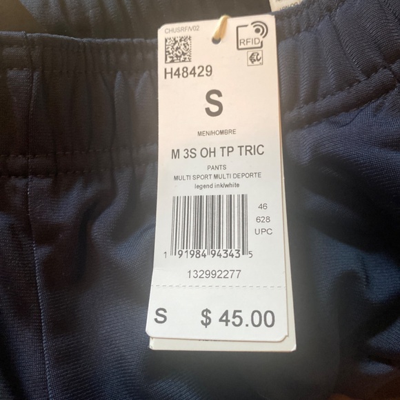 Addias pants - Picture 2 of 2